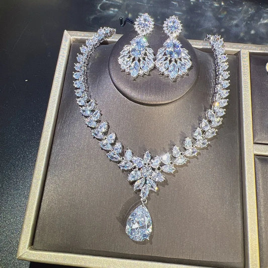 Luxury Imitation Moissanite Diamond Necklace And Earrings Set For Women